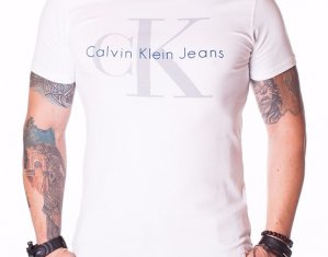 Chuyên dòng thun Calvin Klein ,levis,adidas xịn 100% (0982225625)