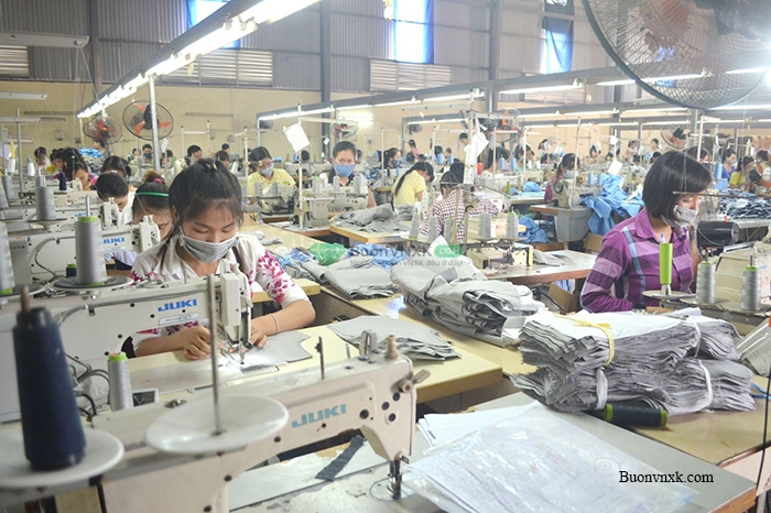 xưởng may - nguồn lấy hàng cho shop quần áo